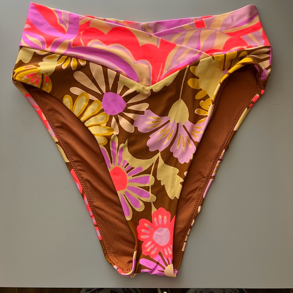 AE bikini bottom